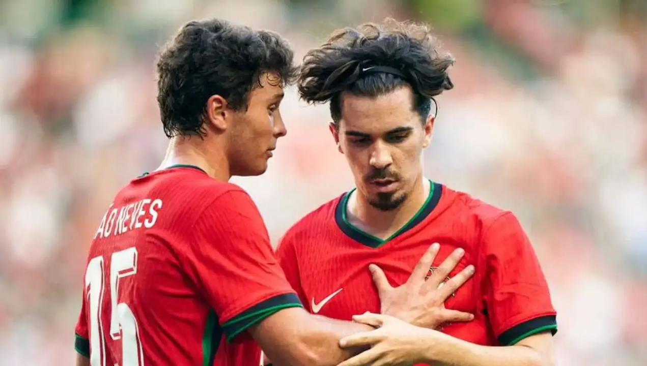 Vitinha và Joao Neves cặp tiền vệ trung tâm hay nhất thế giới thời điểm hiện tại.