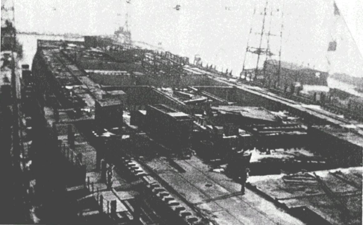 Bức ảnh cuối cùng của chiếc Sovetskaia Ukraina có lẽ được chụp trong giai đoạn từ năm 1943-44. (S.A. Smiley)