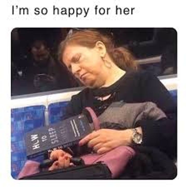 Hình 2: Meme trên mạng.