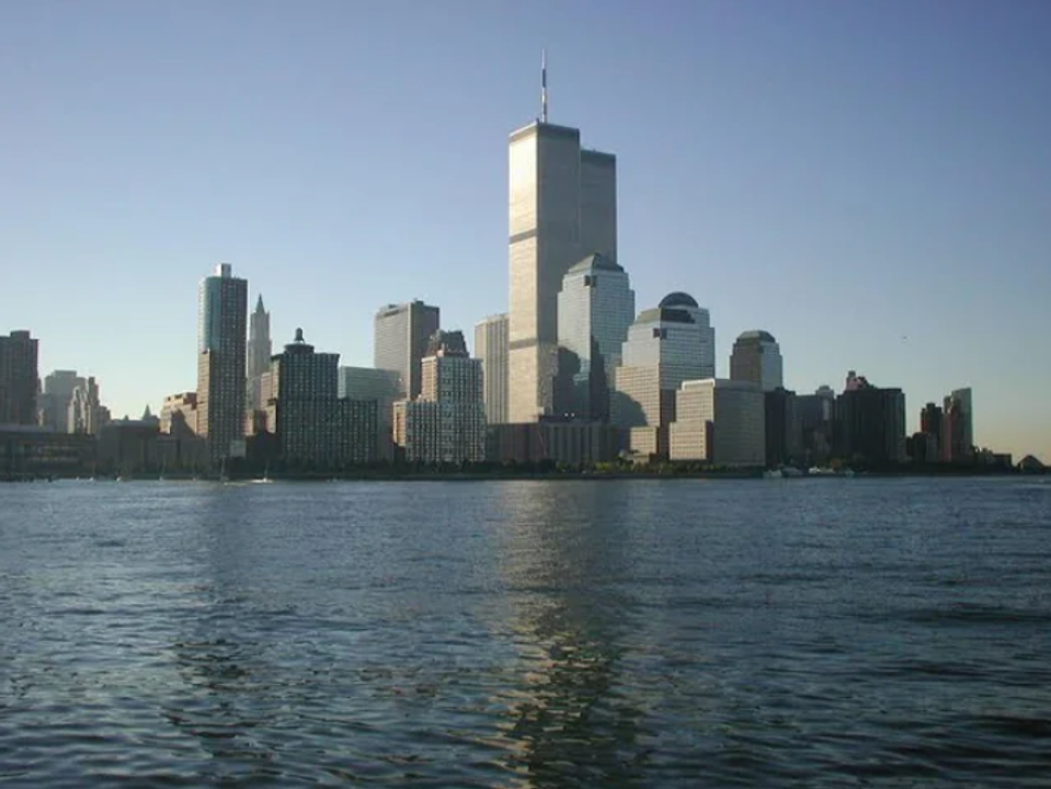 Hạ Manhattan, lúc 8h22. Ảnh của<i> Richard J. Edwards</i>