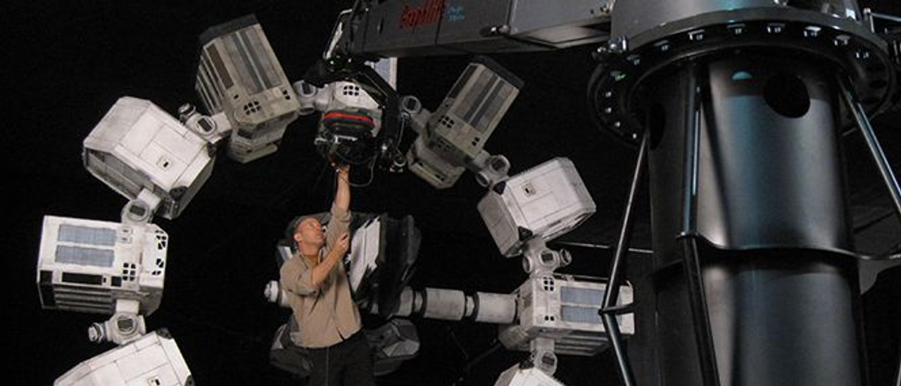 <i>Máy quay IMAX ghi lại vẻ đẹp tĩnh lặng và bao la của vũ trụ. </i>