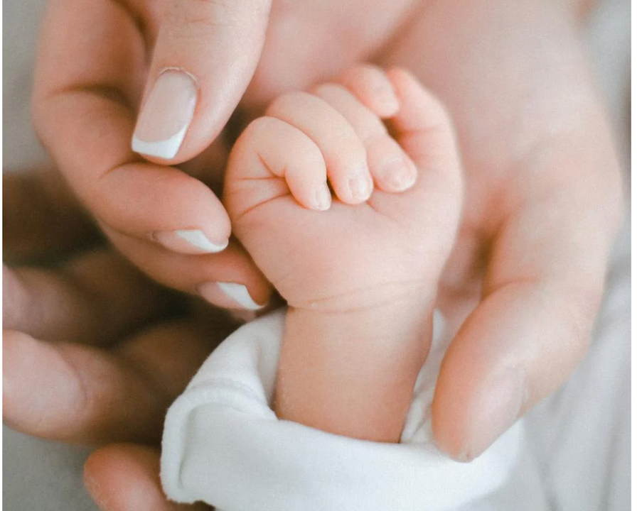 <i>Những đứa trẻ thiếu thốn tình thương cha mẹ. Ảnh: Pexels</i>