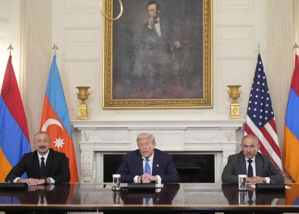 Trump, Aliyev và Pashinyan tại Nhà Trắng trong thỏa thuận chấm dứt chiến tranh lịch sử năm 2025