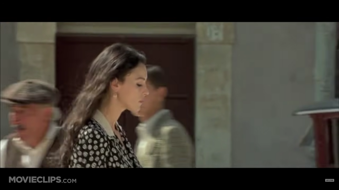 Malèna (2000). Ảnh cắt từ Movieclips.com