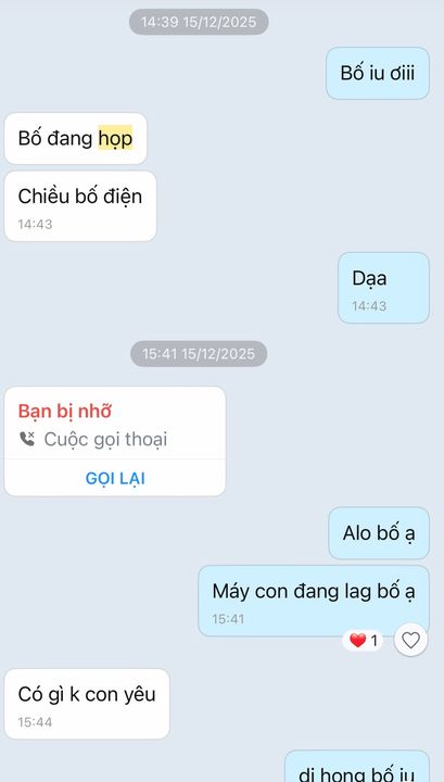 Bố mẹ bận mấy cũng rep mình nhanh hết sức, thi thoảng lại dỗi vì mình rep chậm mà