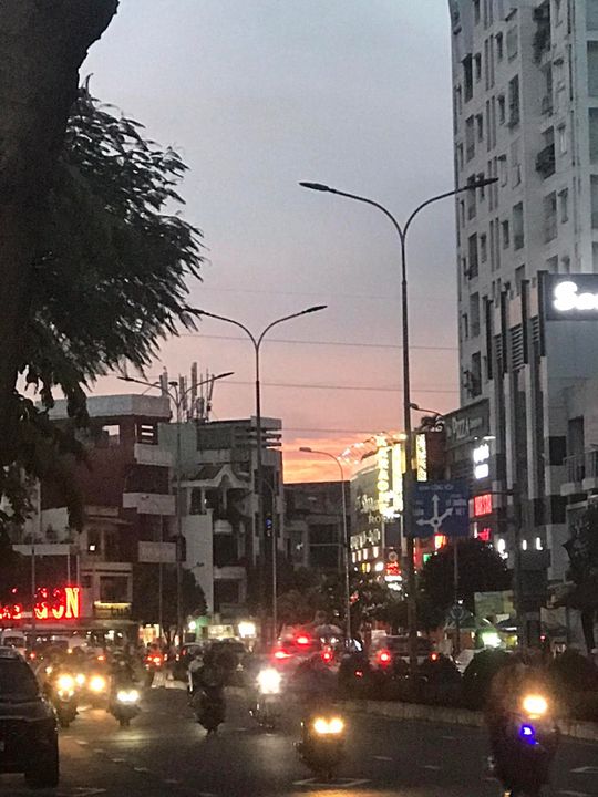 6:30pm, Saigon