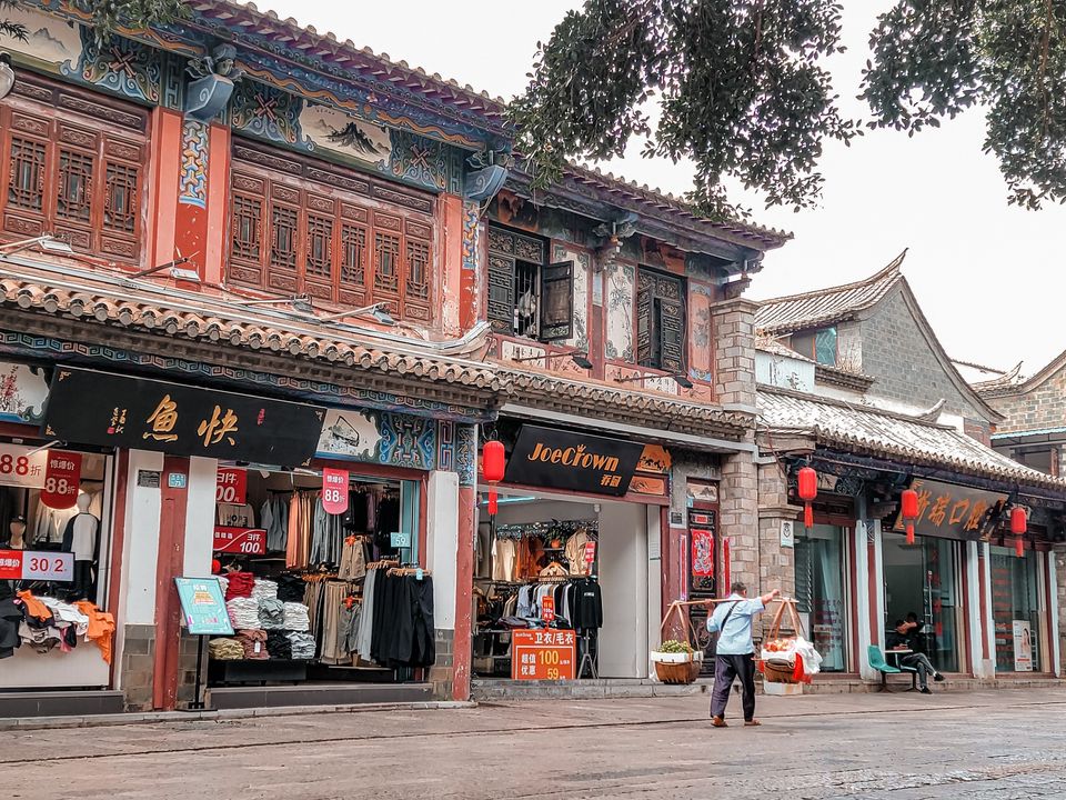 Nhìn có khác gì Hội An không cơ 