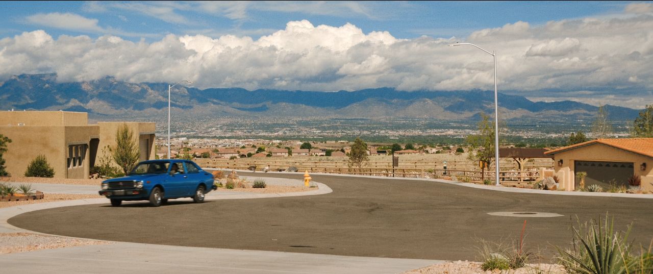 Khung cảnh đẹp hút hồn này làm ta nhớ lại khu vực nhà của Hank trong Breaking Bad