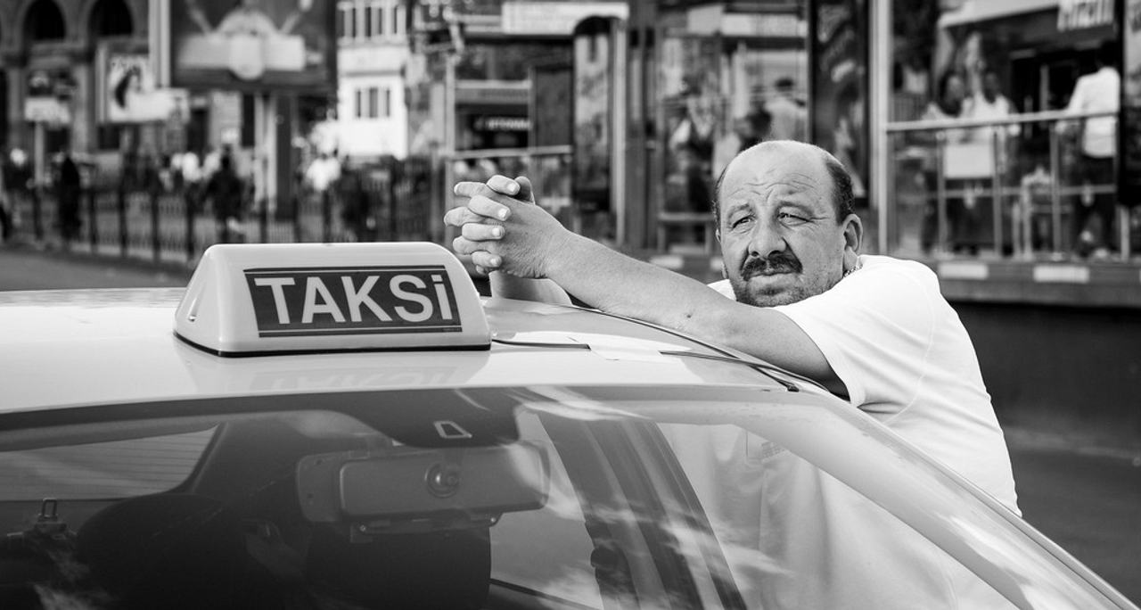 1 chiếc "taksi" ở Istanbul, Thổ Nhĩ Kỳ. (Nguồn: https://www.flickr.com/photos/juergenluger/26967855794/)