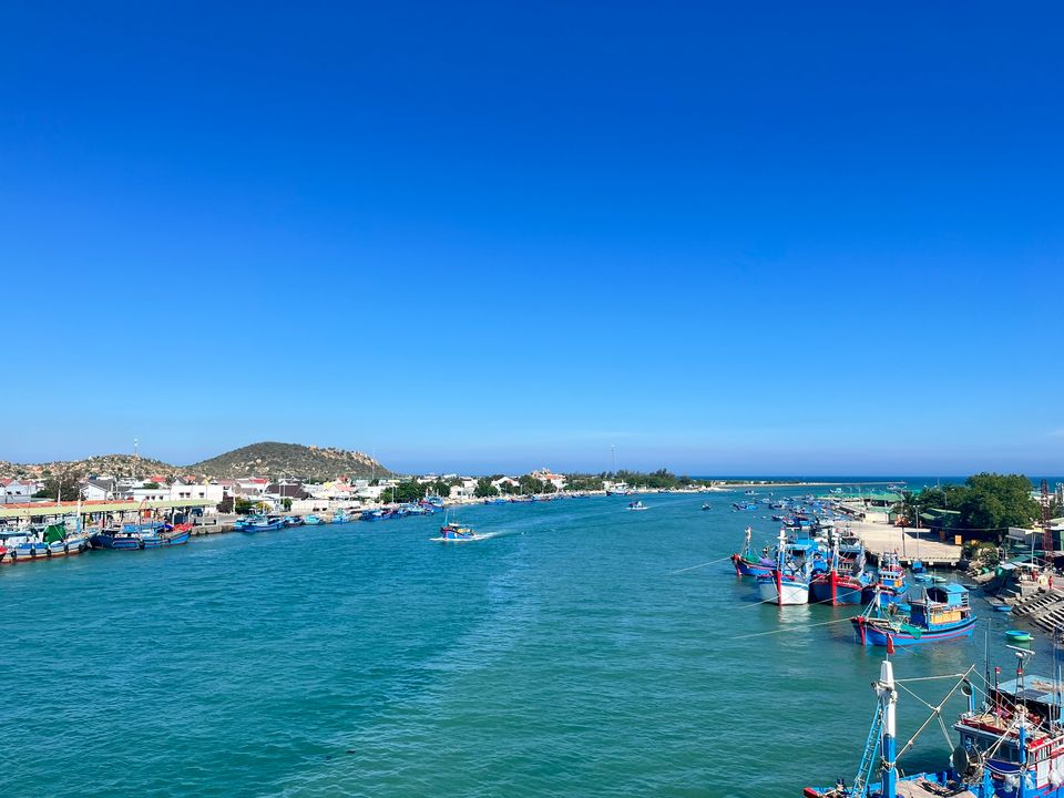 Ảnh chụp hướng ra phía biển