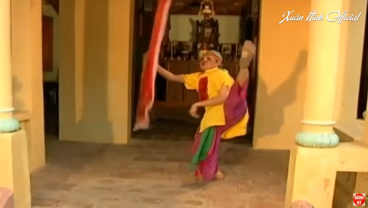 (Cu Sứt mở quạt - Cre : Xuân Hinh Official)