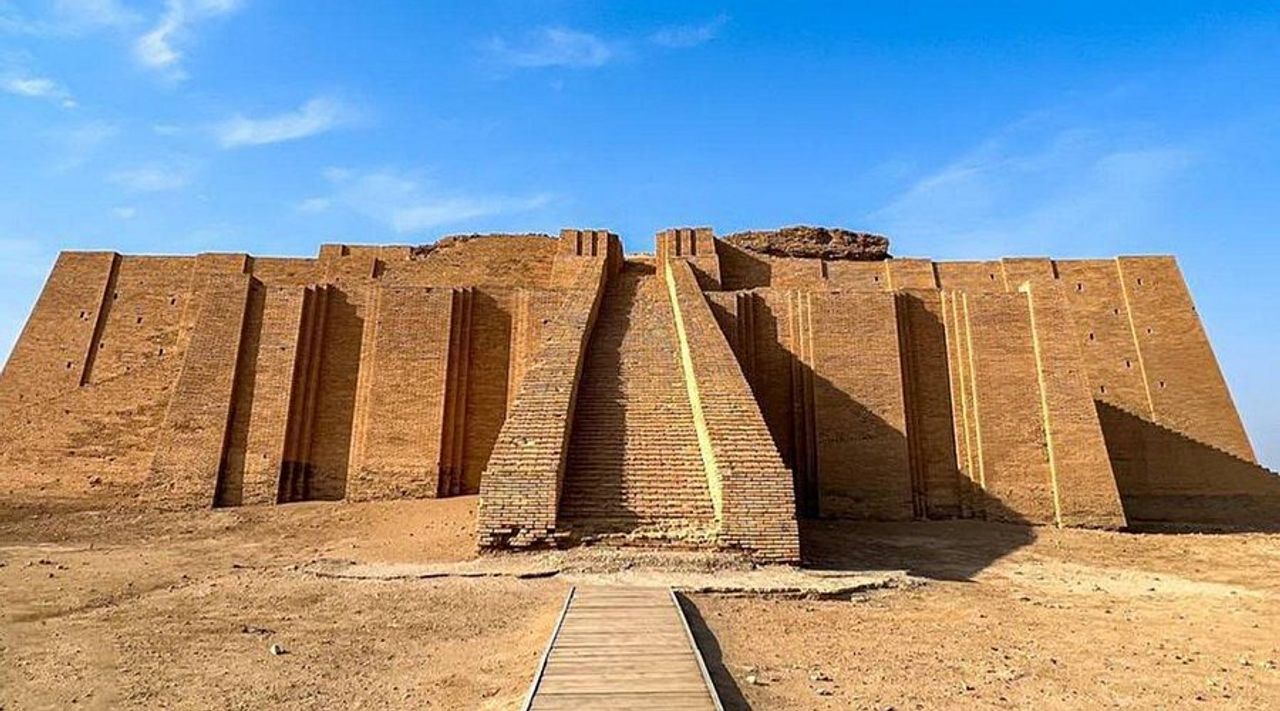 Ziggruat của người Lưỡng Hà
