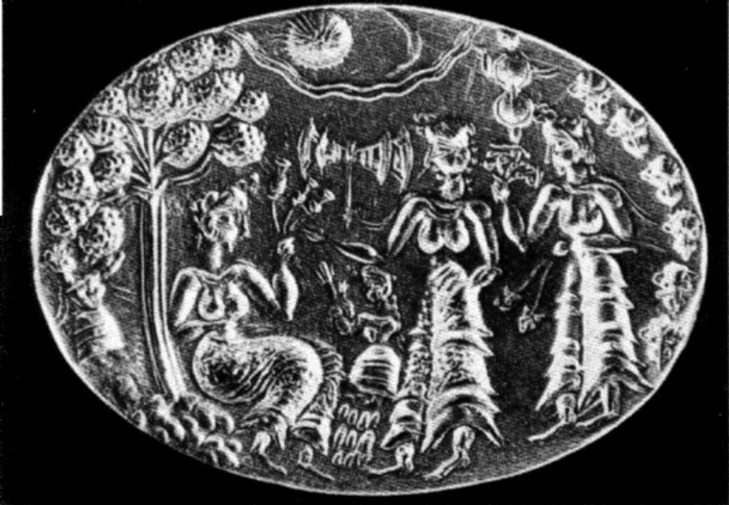 Mặt của một chiếc nhẫn vàng từ cố đô Mycenae mô tả một nữ thần đang ngồi cầm những bông hoa thiêng, hoa anh túc trắng, trong khi hai người phụ nữ khác dâng hoa anh túc và hoa loa kèn. Biểu tượng rìu đôi, hoa anh túc và các chi tiết khác xung quanh thể hiện ảnh hưởng đến từ nền văn minh Minoan. <a href="https://www.researchgate.net/figure/Golden-ring-from-the-acropolis-of-Mycenae-circa-1450-BCE-The-surface-of-a-gold-ring_fig2_223596674">Askitopoulou et al., 2002; Bảo tàng Khảo cổ Quốc gia Athens</a>