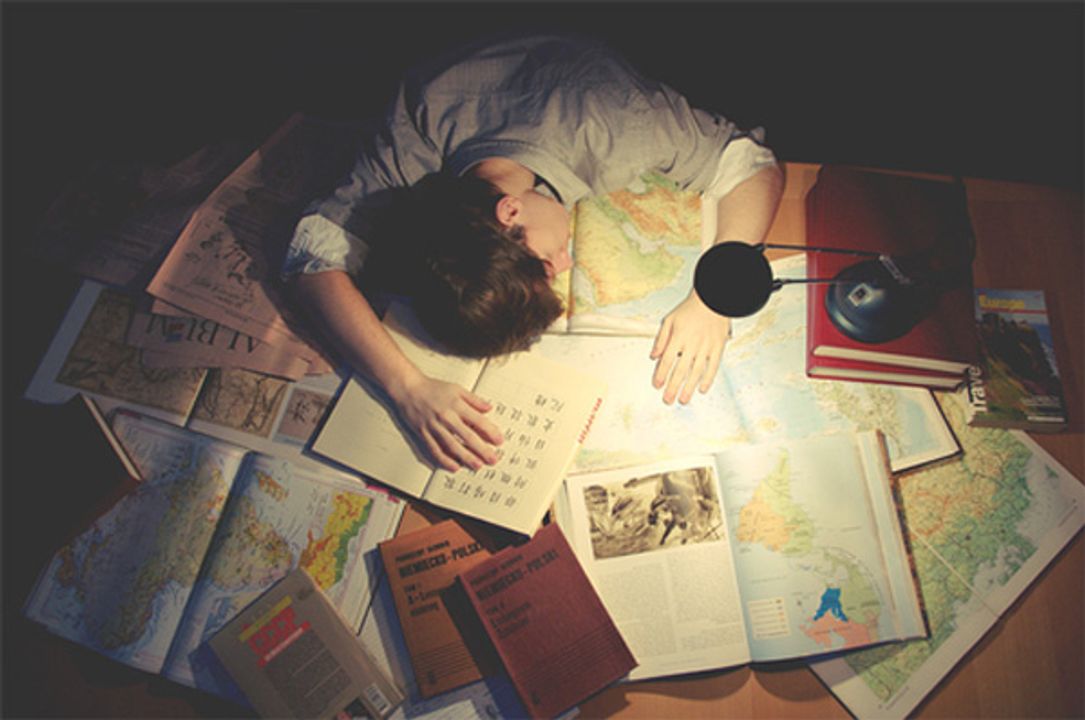 Mệt mỏi vì thức đêm