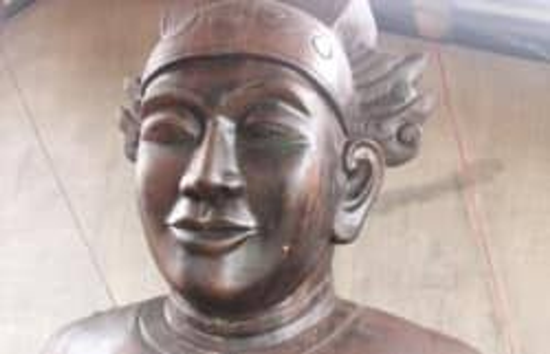 Quyền thần Trương Phúc Loan