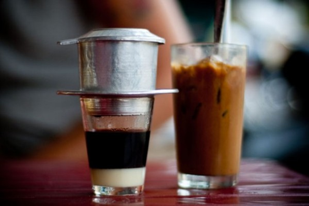 <i>Cà phê sữa - dấu ấn văn hóa người Việt Nam</i>