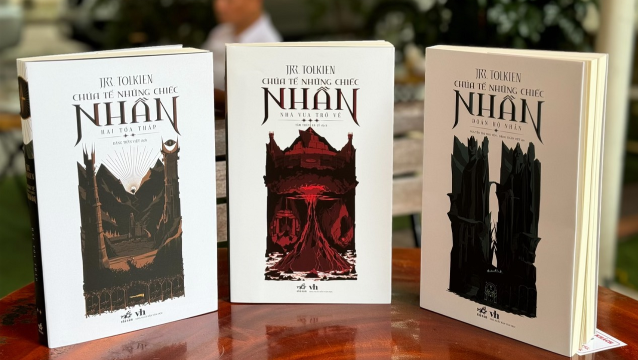 Bộ ba Chúa Nhẫn