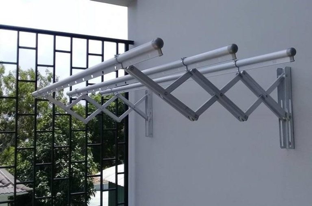 Thanh treo thông minh dễ dàng căn chỉnh quần áo