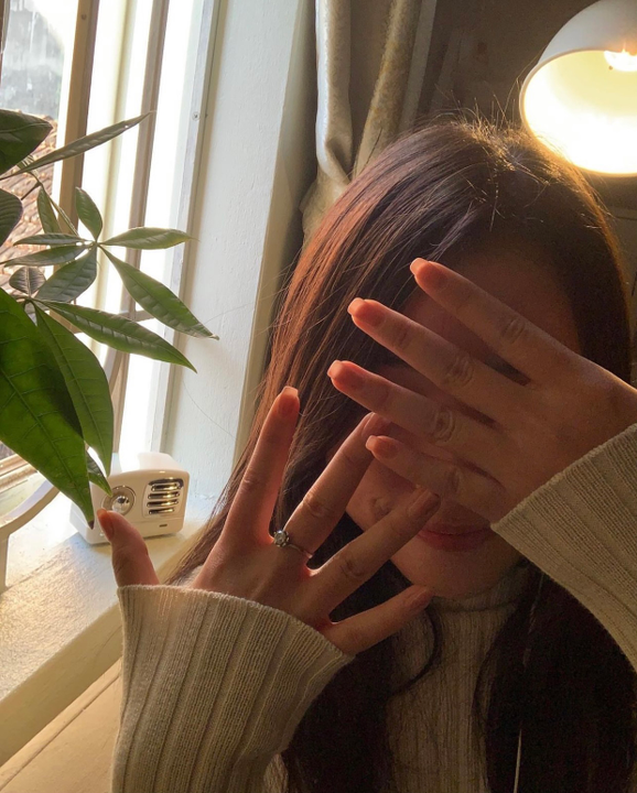 Đôi khi, "là chính mình" chỉ để biện minh cho việc đặt cái tôi lên trên mọi thứ. | Nguồn: Unsplash