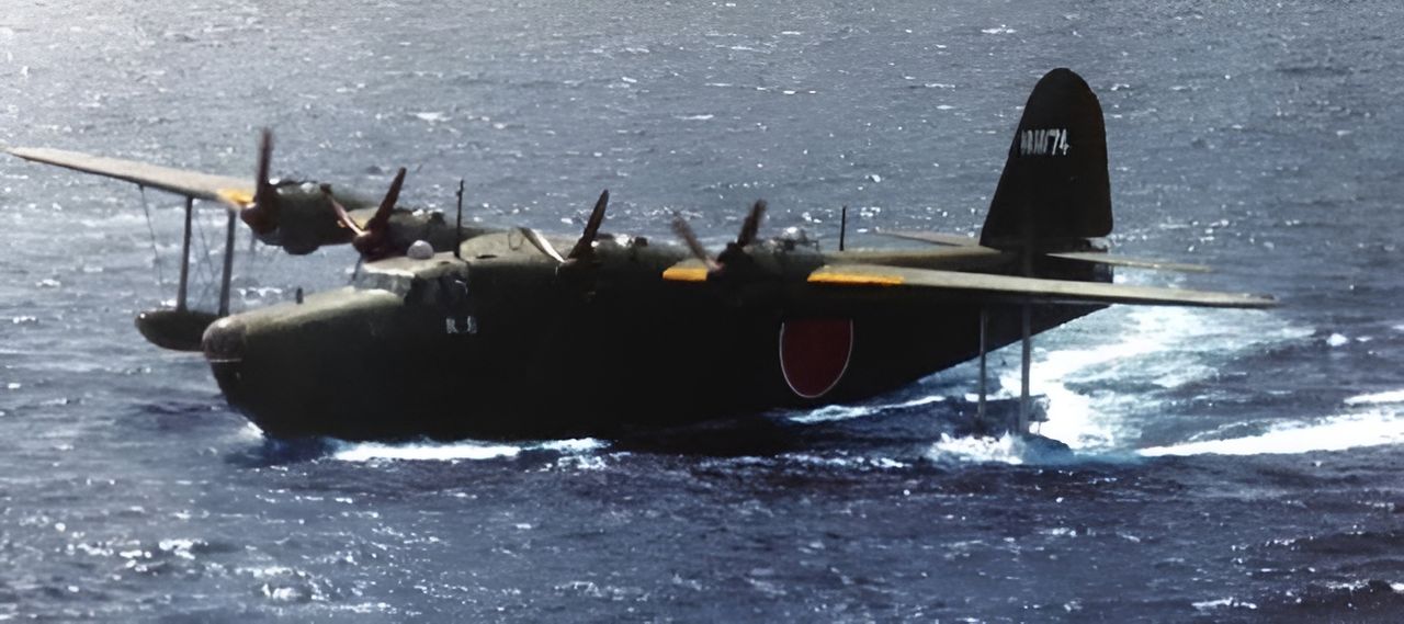 Trong hình là biến thể thuyền bay không vũ trang được biết đến với tên gọi là Kawanishi H8K1 Type 2 Model II ‘Shikishima’, được dùng để chuyên chở nhân vật cấp cao. Nó được chế tạo đặc biệt để vận chuyển các quan chức quân sự và chính phủ cấp cao.