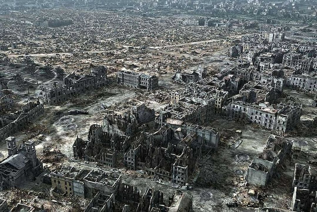 Hậu khởi nghĩa Warsaw 1944. Thành phố bị hủy diệt tới 90% sau cuộc nổi dậy