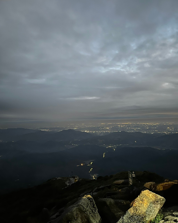 Đỉnh Yên Tử, năm 2022