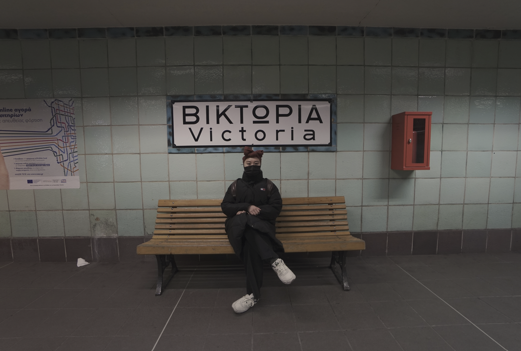 Tại hầm metro Victoria