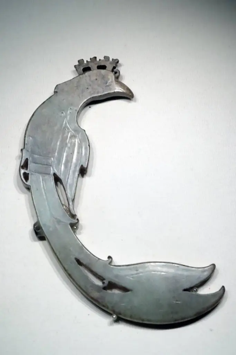 <a href="https://baike.baidu.com/en/item/Jade%20Phoenix/885635">Phượng Hoàng bằng ngọc thời Thương </a>mạt khai quật ở An Dương, Hà Nam