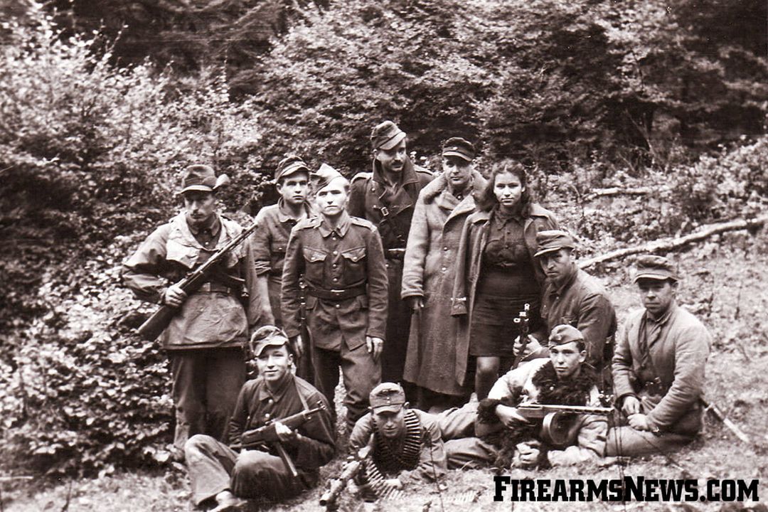 Những người lính Quân đội Khởi nghĩa Ukraine trong Thế chiến II