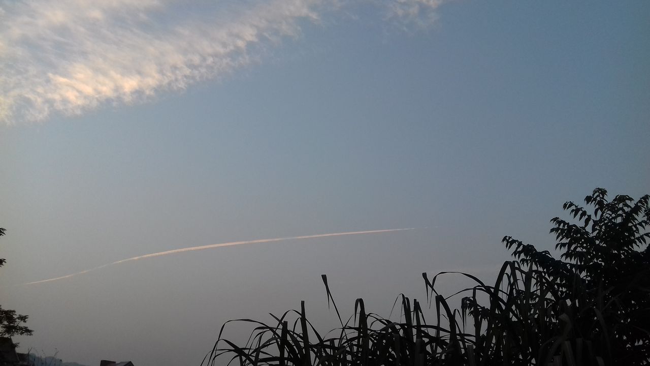 Bầu trời năm cấp 3, quá xinh đẹp.