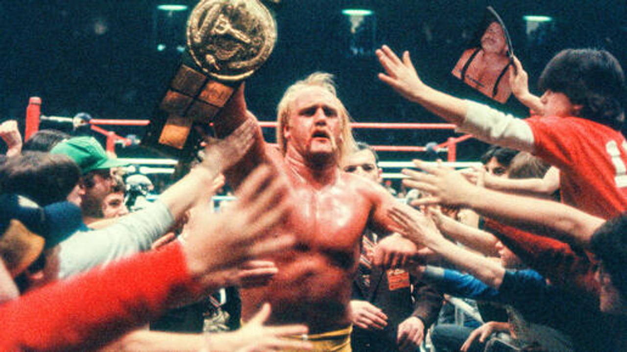 Hulk Hogan giành được chiếc đai vô địch thế giới lần đầu tiên trong sự nghiệp tại WWF của mình