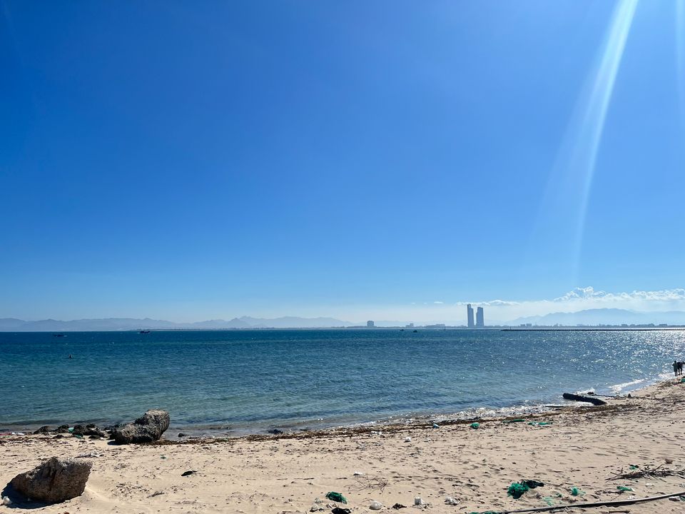 Toàn cảnh thành phố Phan Rang - hơi nhiều rác chút