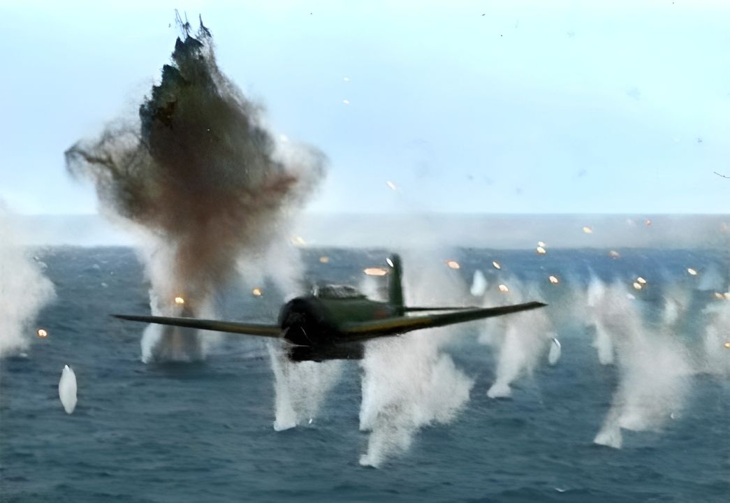 Bất chấp hỏa lực phòng không dữ dội, phi công quả cảm của chiếc B6N2 này (có lẽ thuộc Không đoàn 551) vẫn tiếp tục thực hiện cuộc tấn công bằng ngư lôi nhằm vào USS Yorktown (CV-10) vào ngày 29 tháng 4 năm 1944, trong cuộc không kích kéo dài hai ngày của Hải quân Mỹ vào quần đảo san hô Truk thuộc Quần đảo Caroline. Phi công này không thả được ngư lôi của mình và bay vượt qua mũi tàu Yorktown trước khi rơi xuống biển.