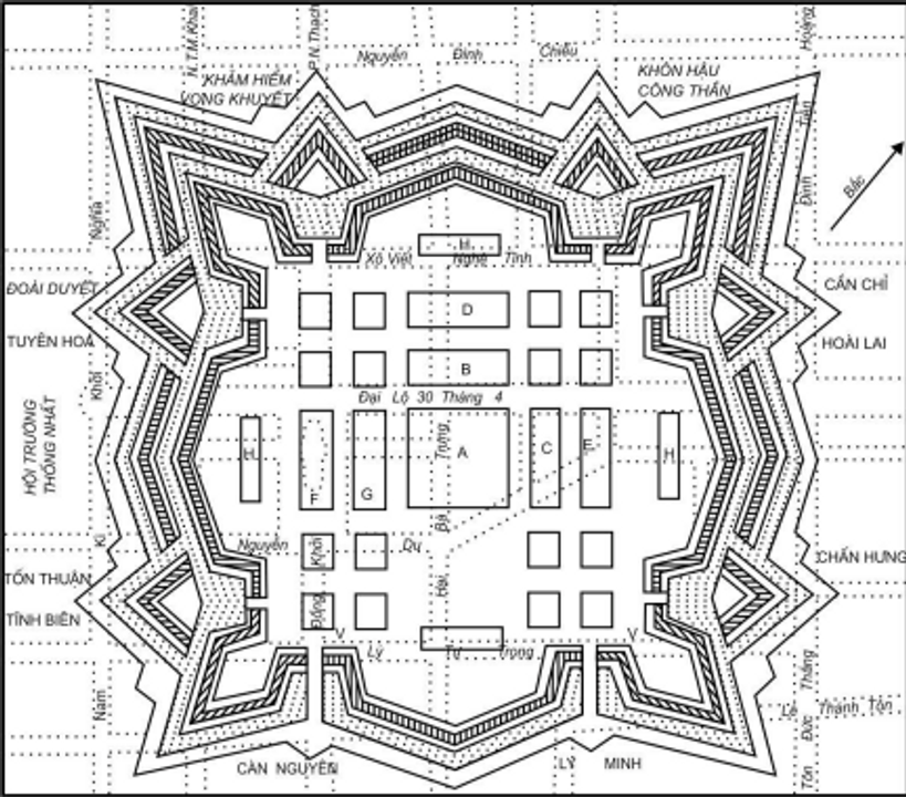 Tháng 2 năm Canh Tuất 1790, Nguyễn Ánh cho xây dựng thành Gia Định trên nền đồn cũ ở làng Tân Khai.