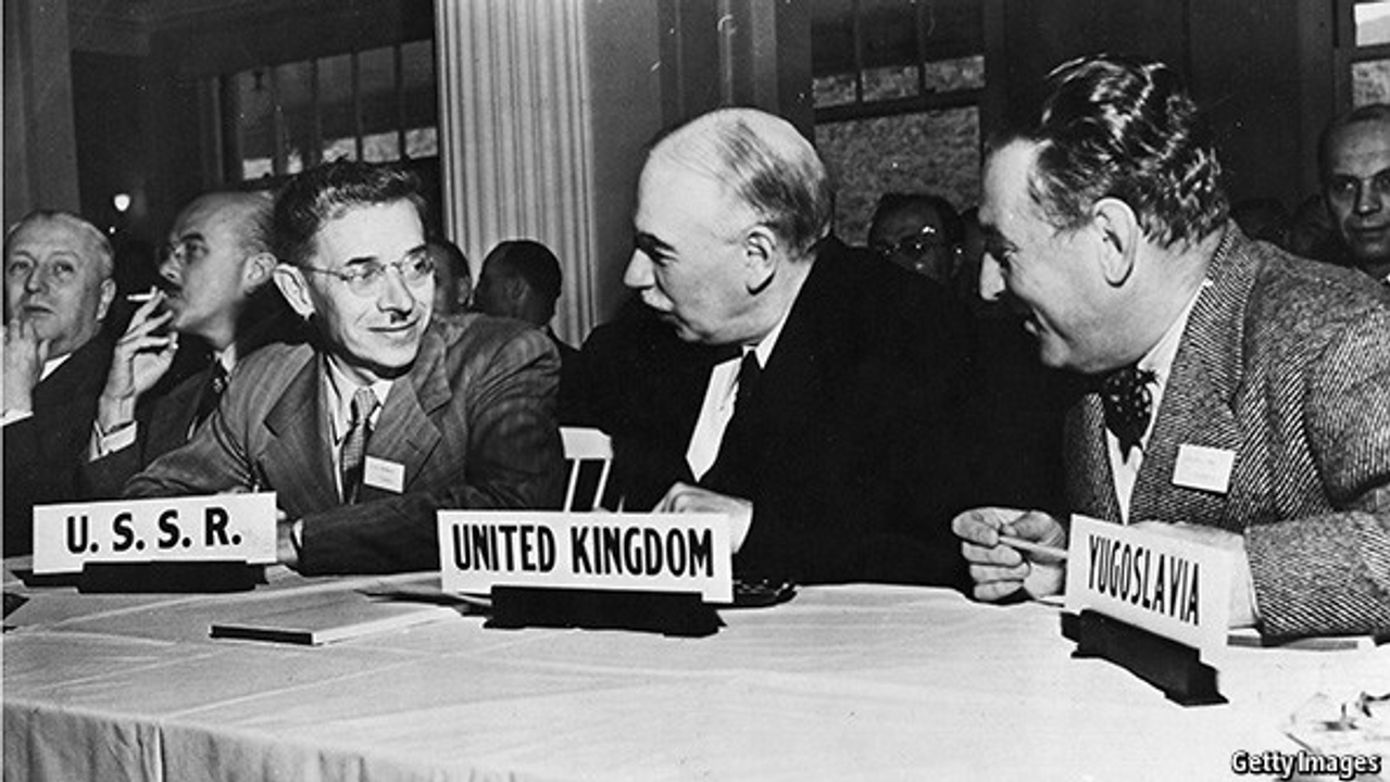 https://nghiencuuquocte.org/2016/04/27/hoi-nghi-bretton-woods-1944-quyet-dinh-nhung-gi/