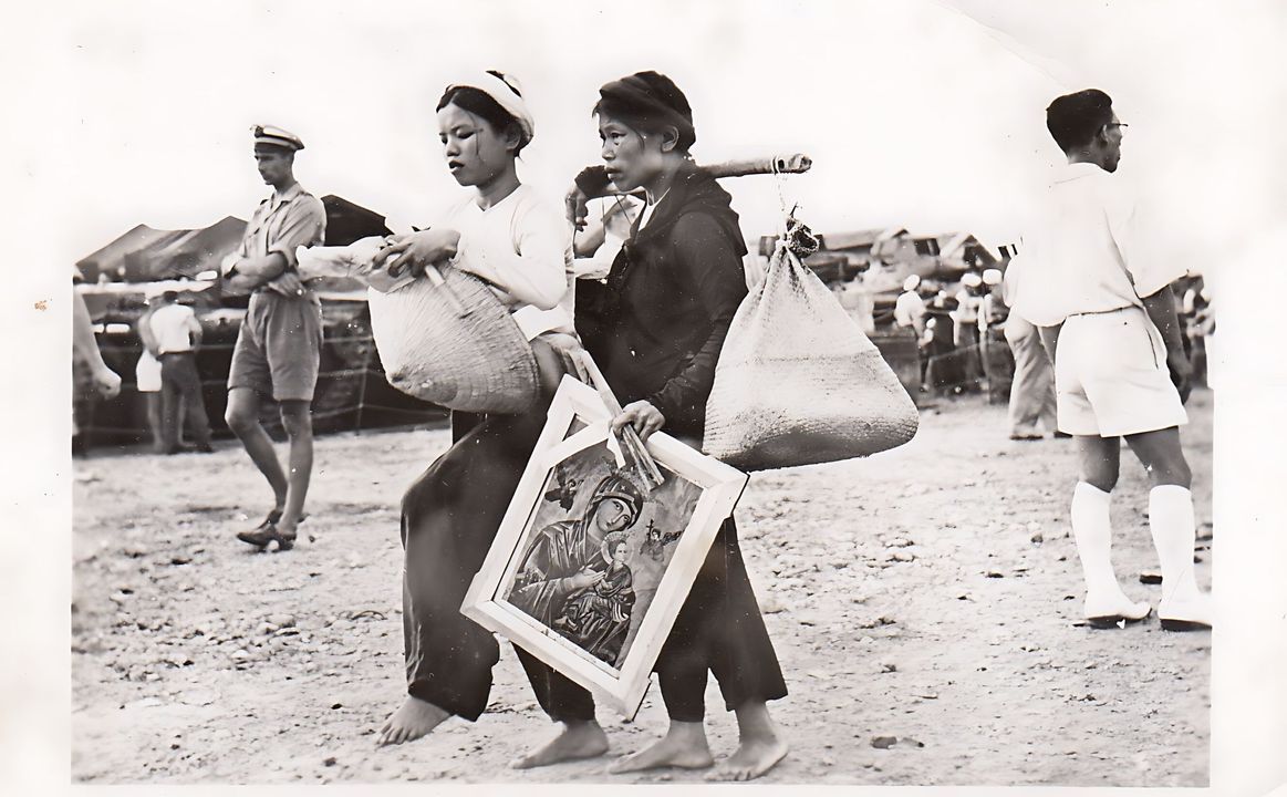 Chúa và Đức Mẹ đã vào Nam