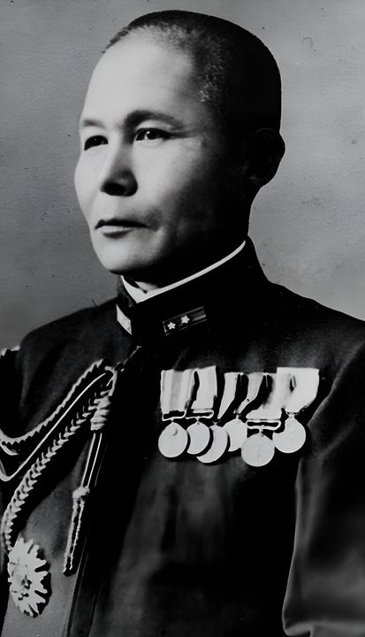 Phó Đô đốc Ozawa Jisaburo, người chịu trách nhiệm thực hiện Kế hoạch “A-Go”, đã thi hành kế hoạch của Toyoda một cách tận lực, nhưng lực lượng mà ông nắm trong tay đã quá yếu, kết cục dẫn đến một thất bại nặng nề. (NHHC)