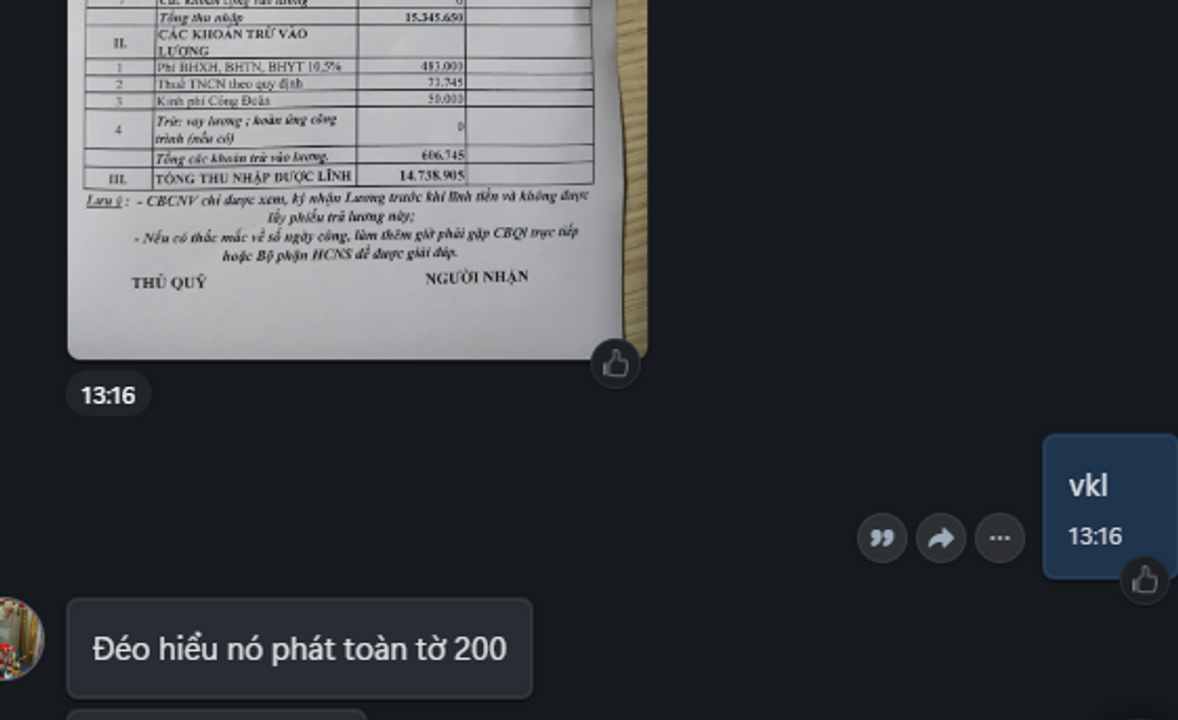 Đức Anh khoe lấy lương.