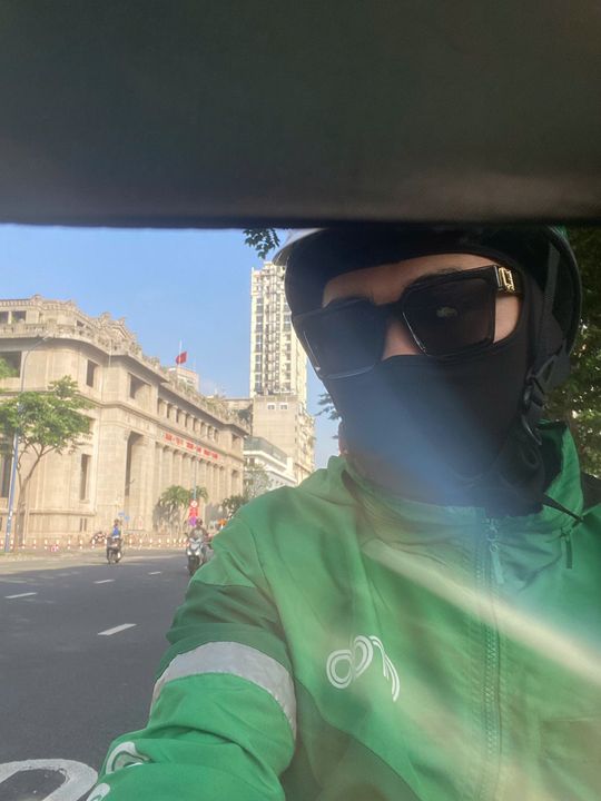 <i>Thì ra đây là Ngân Hàng Nhà Nước Việt Nam</i>
