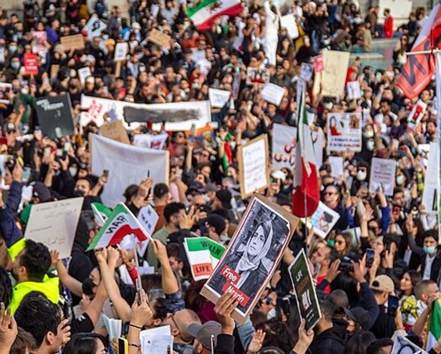 Người dân Iran biểu tình cuối năm 2025