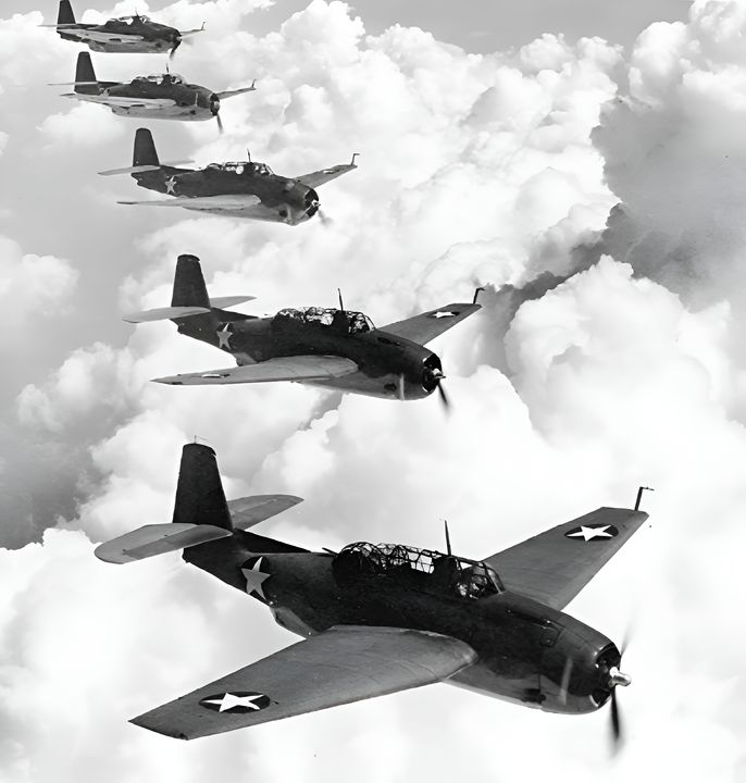 Với tháp súng máy 0,50 inch dạng hình cầu và một vị trí bắn phía bụng trang bị súng 0,30 inch, giúp máy bay Avenger có khả năng tự vệ trước các tiêm kích địch tấn công từ phía sau. Việc bay theo đội hình giúp tăng cường khả năng phòng thủ cho máy bay. Những TBF-1 đời đầu này mang màu sơn và ký hiệu điển hình của năm 1942 – bề mặt trên màu xám lam, mặt dưới xám trung bình, với phù hiệu quốc gia (không có tâm đỏ) được sơn ở sáu vị trí. (Grumman)