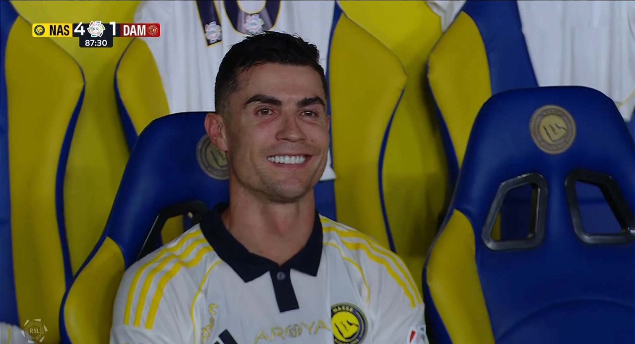 41 tuổi, Al Nassr thắng 4-1 và anh ghi cú đúp