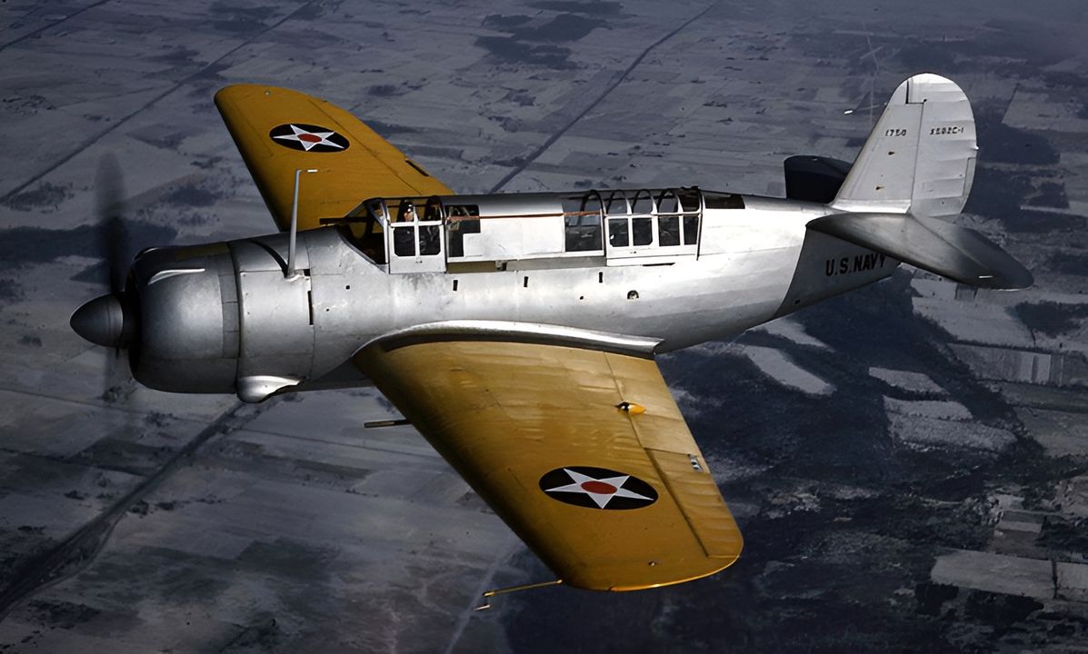 Nguyên mẫu XSB2C-1 trong chuyến bay thử nghiệm đầu tiên của mình.