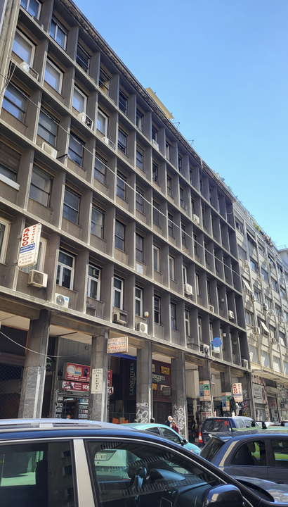 Mặt tiền chung cư nơi homestay tôi chọn