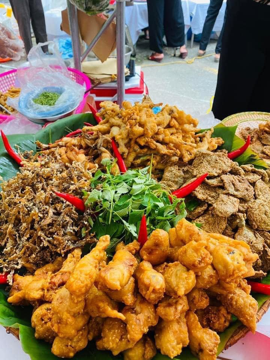 Thịt nhái và những biến thể đa dạng.