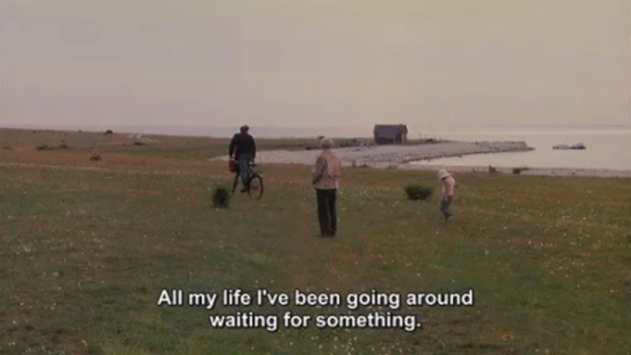 ôi suốt năm nay tôi đã làm gì, trong suốt năm nay tôi cứ về rồi đi, cứ thế tôi đi đi đến công ty, năm tháng vui chơi biệt ly biệt ly