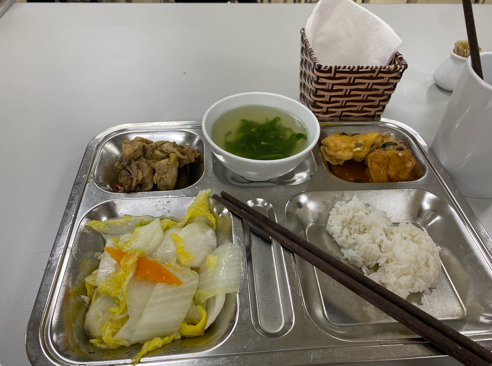 Bữa trưa ngon ơi là ngon