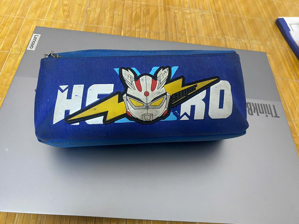 Hộp bút của tui