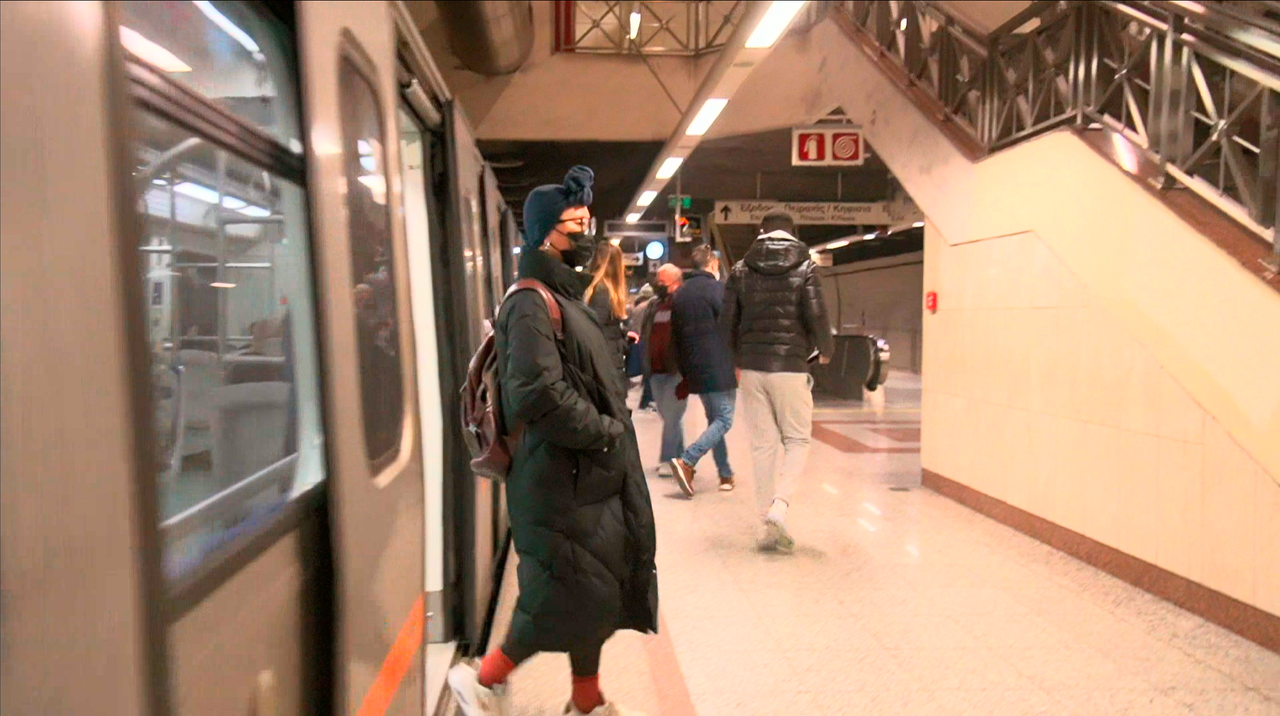 Metro là phương tiện di chuyển chính