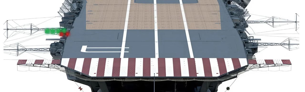 Nhìn thấy dãy đèn xanh phía trên dãy đèn đỏ, cho biết máy bay đang bay quá cao.